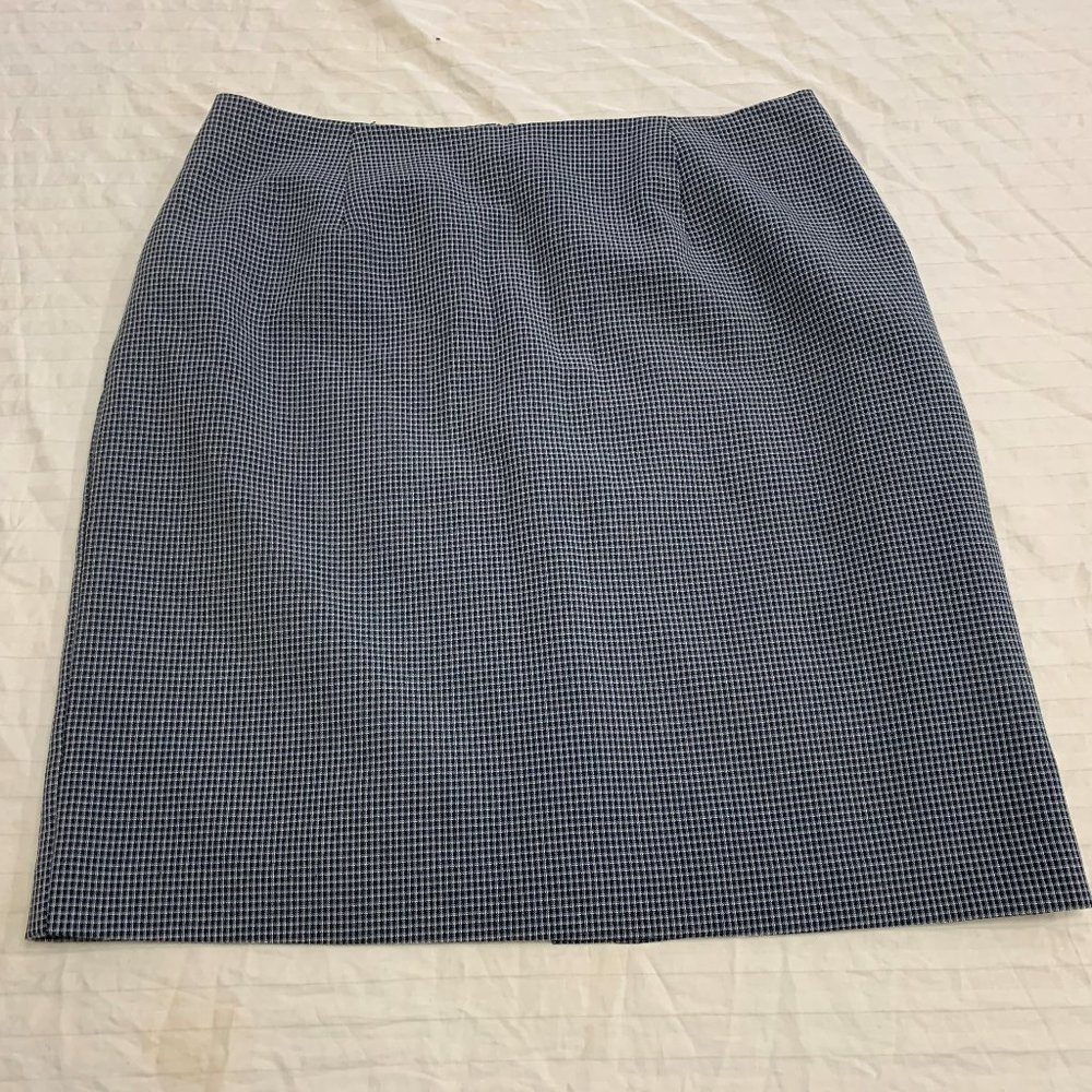🦚🦚🦚 REQUIREMENTS WOMENS SKIRT SIZE 14 🦚🦚🦚